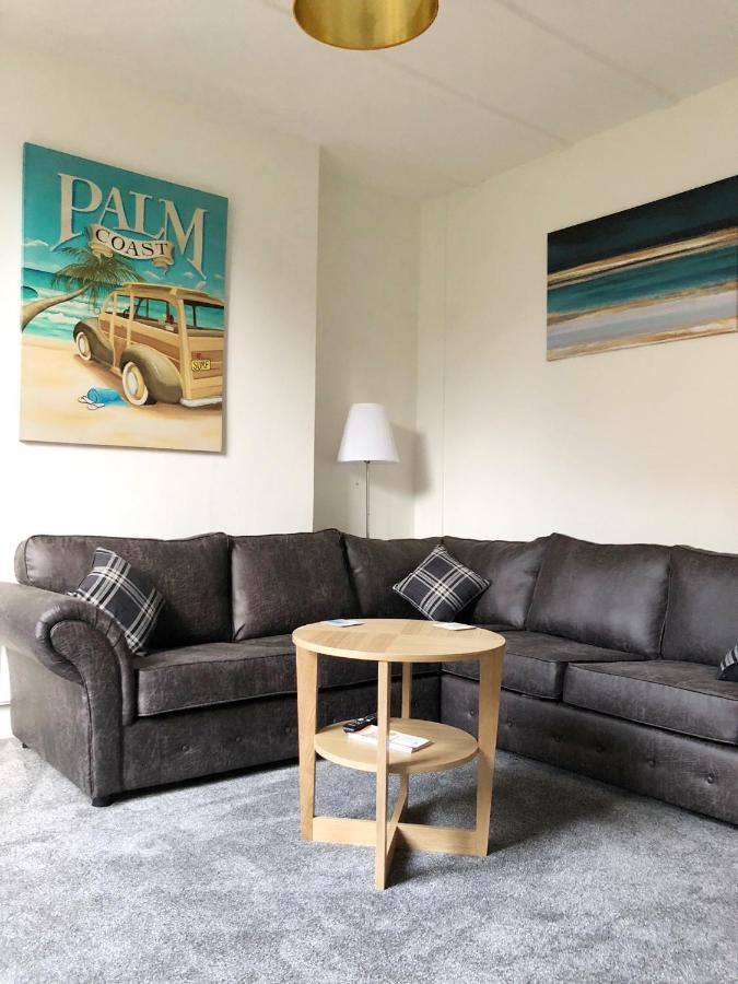 Summer Breeze. 3-Bed Apartment Close To The Beach Μπόρνμουθ Εξωτερικό φωτογραφία