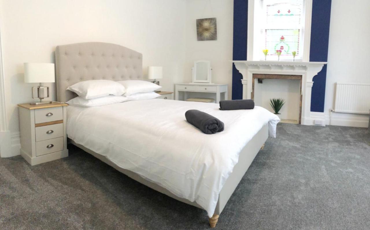 Summer Breeze. 3-Bed Apartment Close To The Beach Μπόρνμουθ Εξωτερικό φωτογραφία