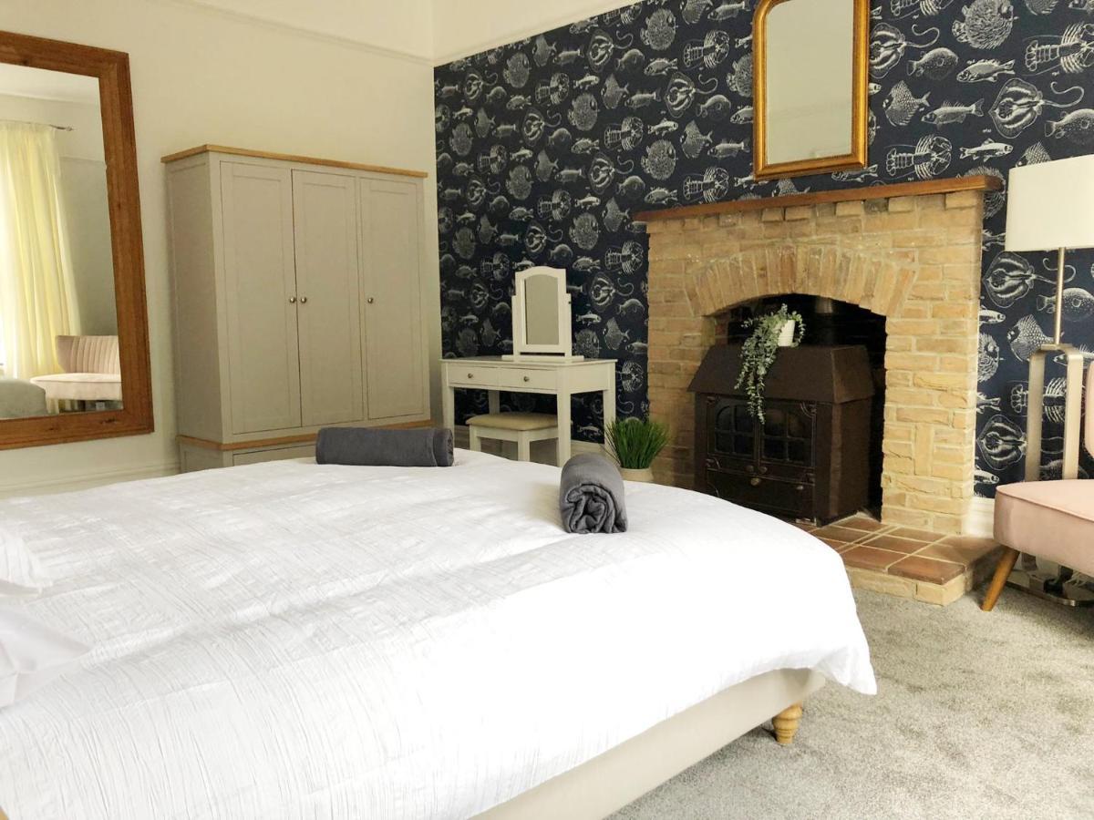 Summer Breeze. 3-Bed Apartment Close To The Beach Μπόρνμουθ Εξωτερικό φωτογραφία